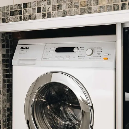 Appartement Dinbnb L 200m To Bryggen L Luxury 2 Bedroom L 2min To Floibanen