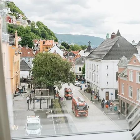 Dinbnb L 200m To Bryggen L Luxury 2 Bedroom L 2min To Floibanen Apartment