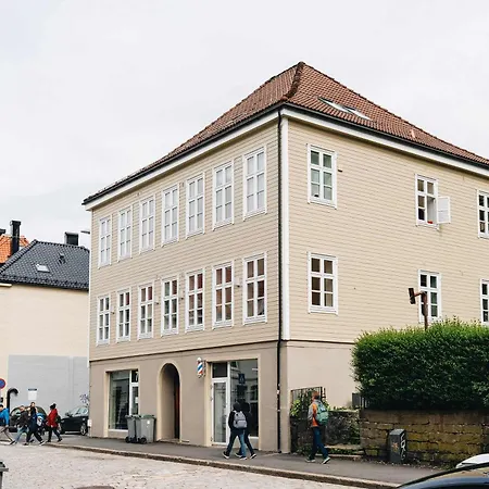 Dinbnb L 200m To Bryggen L Luxury 2 Bedroom L 2min To Floibanen