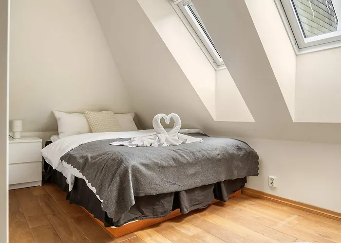 Dinbnb L 200m To Bryggen L Luxury 2 Bedroom L 2min To Floibanen *