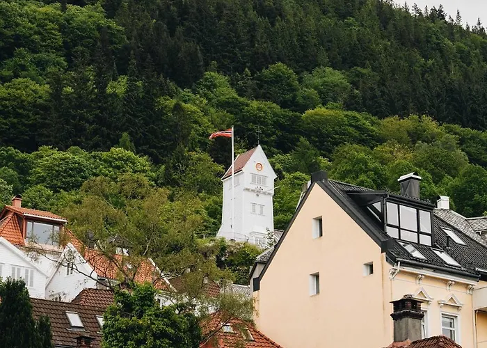 Dinbnb L 200m To Bryggen L Luxury 2 Bedroom L 2min To Floibanen