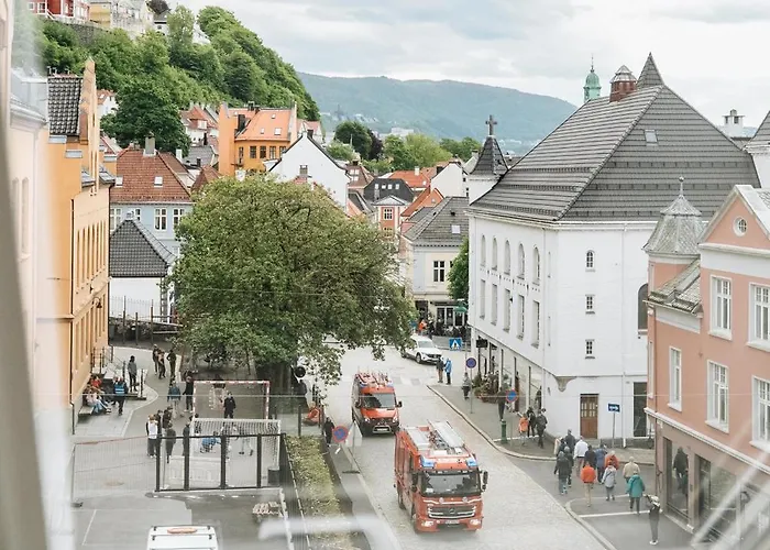 Dinbnb L 200m To Bryggen L Luxury 2 Bedroom L 2min To Floibanen Apartment